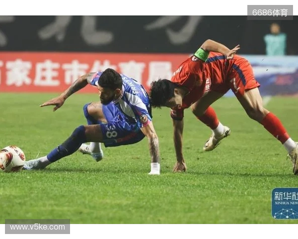 上海嘉定汇龙vs重庆铜梁龙首发：向余望出战，铜梁龙赢球就升超