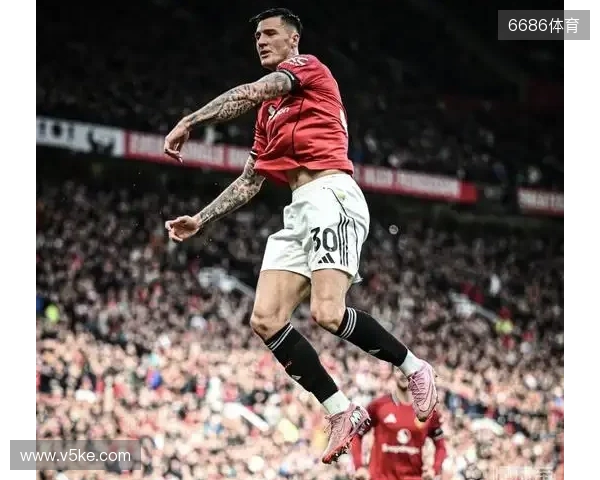 罗马诺：谢什科预计伤缺大约三周，将在12月初回归合练